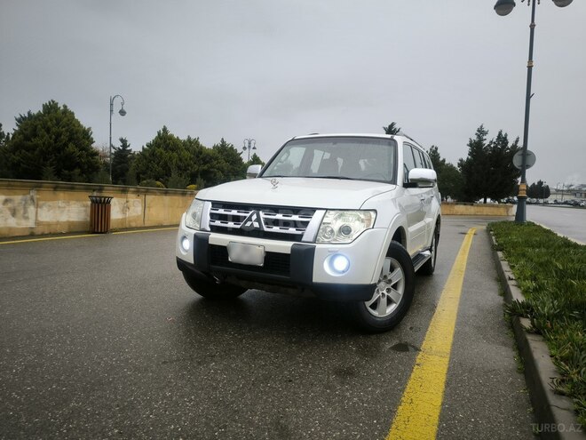 Mitsubishi Pajero 2008, 217,000 km - 3.0 l - Bakı