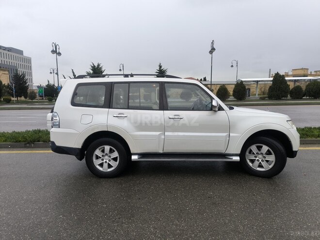 Mitsubishi Pajero 2008, 217,000 km - 3.0 l - Bakı