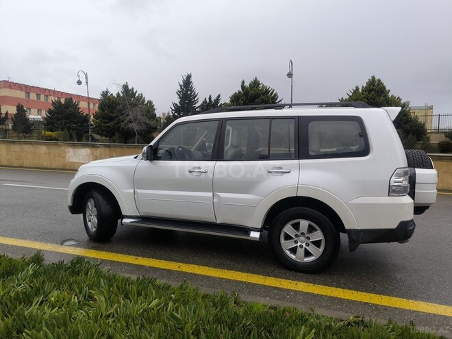 Mitsubishi Pajero 2008, 217,000 km - 3.0 l - Bakı