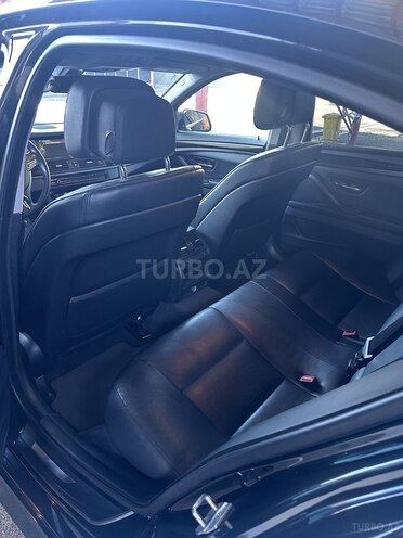 BMW 528 2013, 270,000 km - 2.0 l - Gəncə