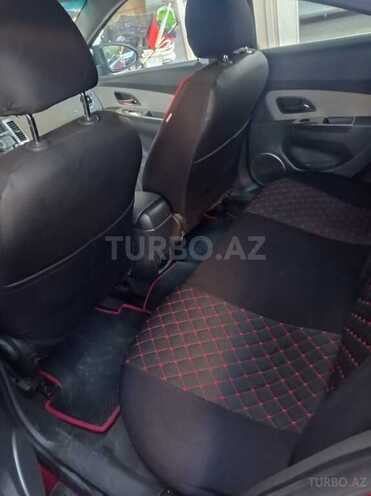 Chevrolet Cruze 2010, 194,000 km - 1.8 л - Quba