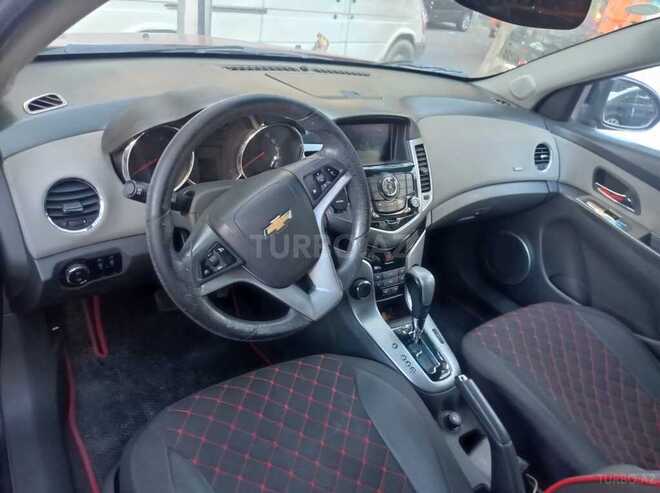 Chevrolet Cruze 2010, 194,000 km - 1.8 л - Quba