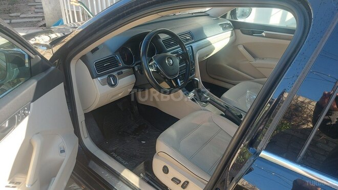 Volkswagen Passat 2016, 95,500 km - 1.8 l - Bakı