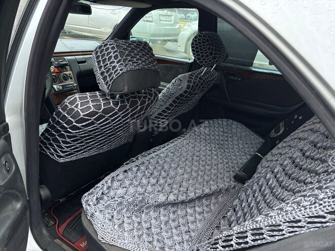 Mercedes E 200 1998, 250,000 km - 2.0 l - Bakı