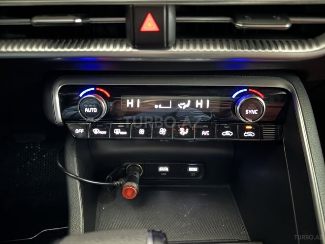 Kia K5-19