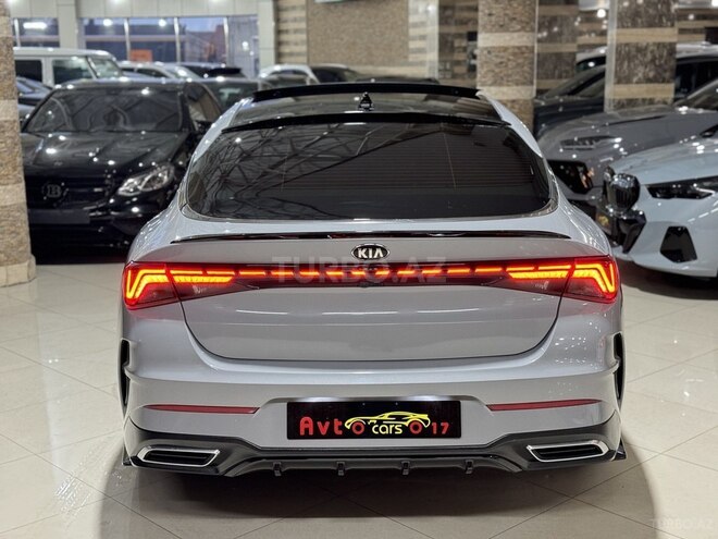 Kia K5-7