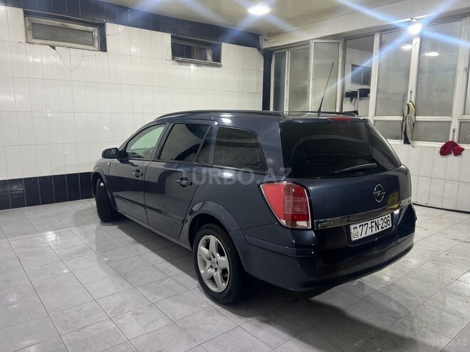 Opel Astra 2006, 210,000 km - 1.3 л - Bakı
