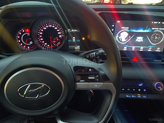 Hyundai Elantra 2022, 16,000 km - 1.6 л - Bakı