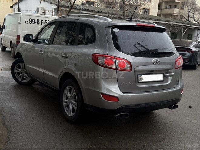 Hyundai Santa Fe 2010, 239,000 km - 2.0 l - Bakı