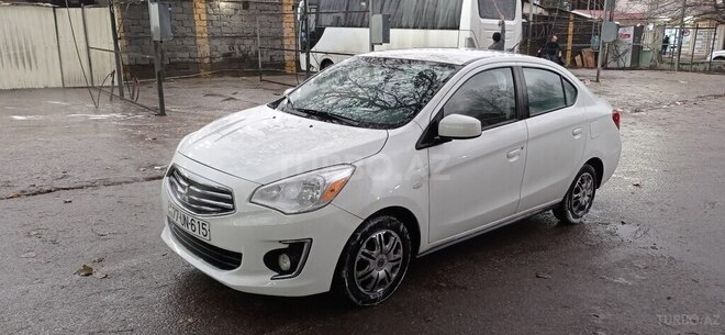 Mitsubishi Mirage 2019, 122,500 km - 1.2 л - Bakı