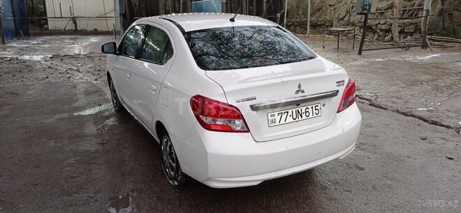 Mitsubishi Mirage 2019, 122,500 km - 1.2 л - Bakı