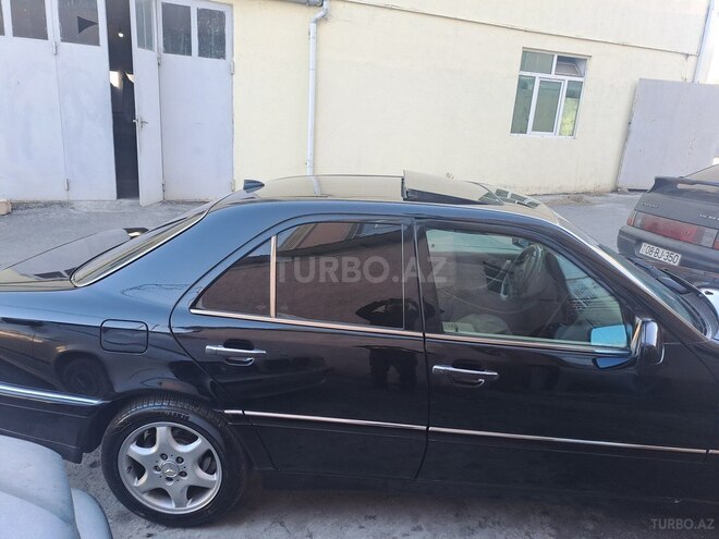 Mercedes C 230 1999, 247,802 km - 2.3 l - Balakən