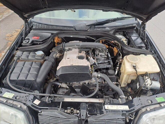 Mercedes C 230 1999, 247,802 km - 2.3 l - Balakən