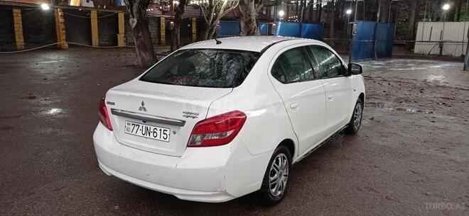 Mitsubishi Mirage 2019, 122,500 km - 1.2 л - Bakı