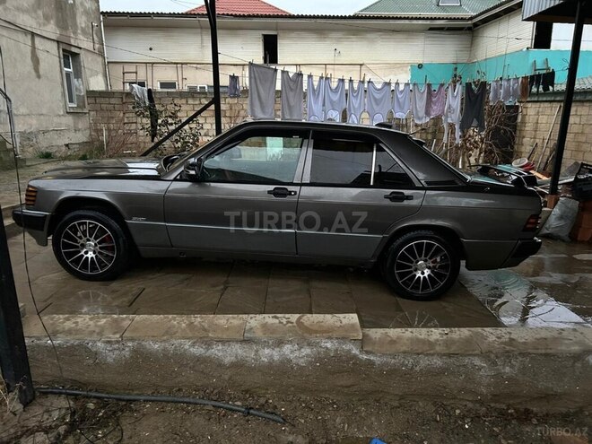 Mercedes 190 1990, 352,000 km - 1.8 l - Bakı