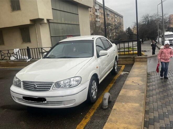 Nissan Sunny 2009, 239,000 km - 1.3 l - Bakı