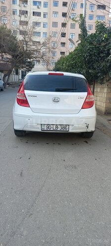 Hyundai i30 2011, 310,000 km - 1.6 л - Bakı