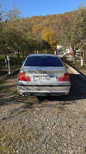 BMW 320 2001, 345,000 km - 2.2 l - Quba
