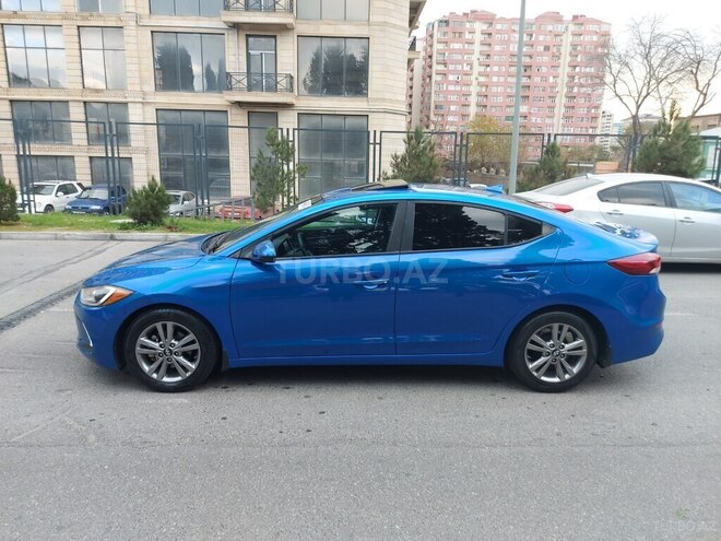 Hyundai Elantra 2017, 130,000 km - 2.0 l - Bakı