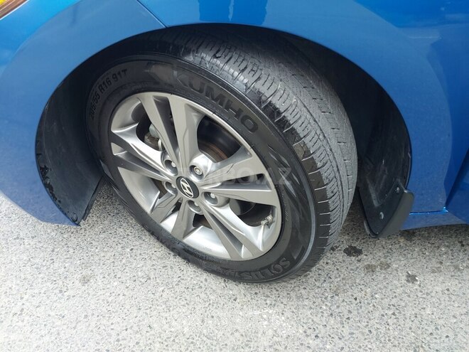 Hyundai Elantra 2017, 130,000 km - 2.0 l - Bakı