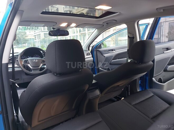 Hyundai Elantra 2017, 130,000 km - 2.0 l - Bakı