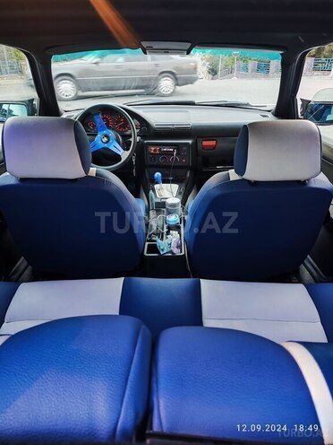 BMW 316 1996, 320,000 km - 1.6 l - Qusar