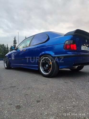 BMW 316 1996, 320,000 km - 1.6 l - Qusar