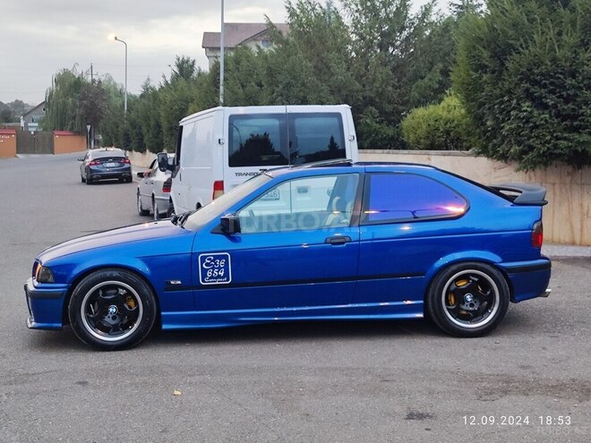 BMW 316 1996, 320,000 km - 1.6 l - Qusar