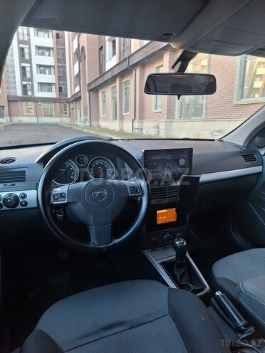 Opel Astra 2004, 247,665 km - 1.4 л - Zaqatala
