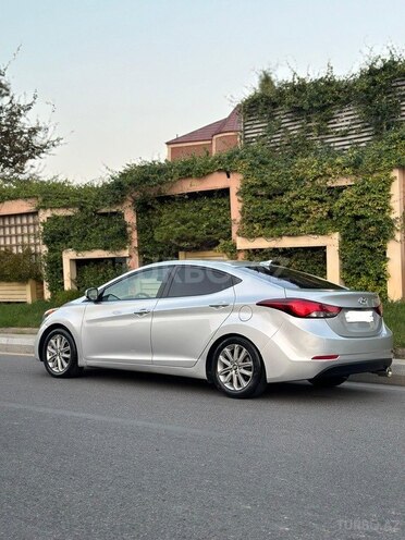 Hyundai Elantra 2015, 82,000 km - 1.8 л - Bakı