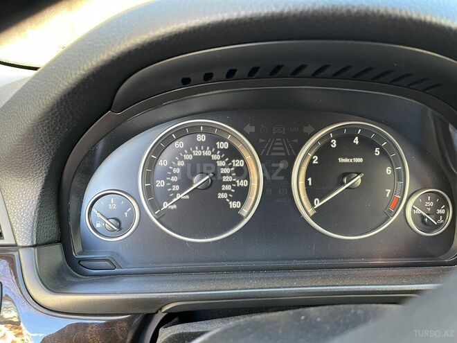 BMW 528 2014, 160,000 km - 2.0 л - Gəncə