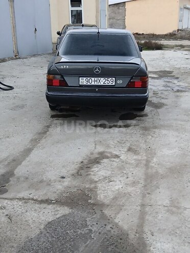 Mercedes E 230 1991, 356,875 km - 2.3 l - Neftçala