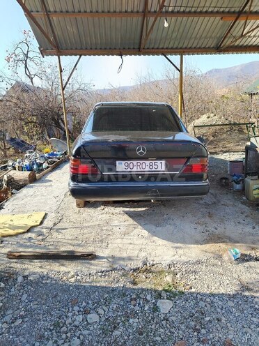 Mercedes E 200 d 1991, 622,888 km - 2.0 л - Göyçay