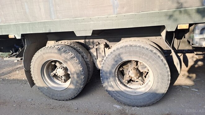 KamAz 53212 1990, 527,614 km - 11.0 l - Şəki