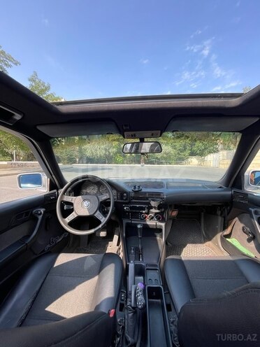 BMW 520 1990, 246,000 km - 2.0 l - Bakı