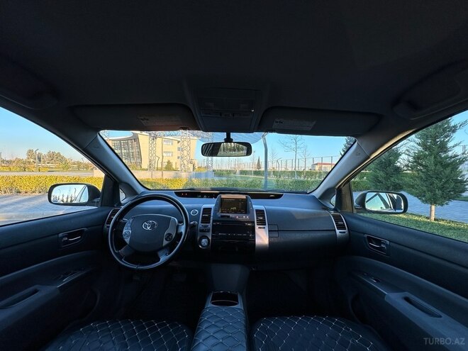 Toyota Prius 2007, 250,000 km - 1.5 l - Salyan