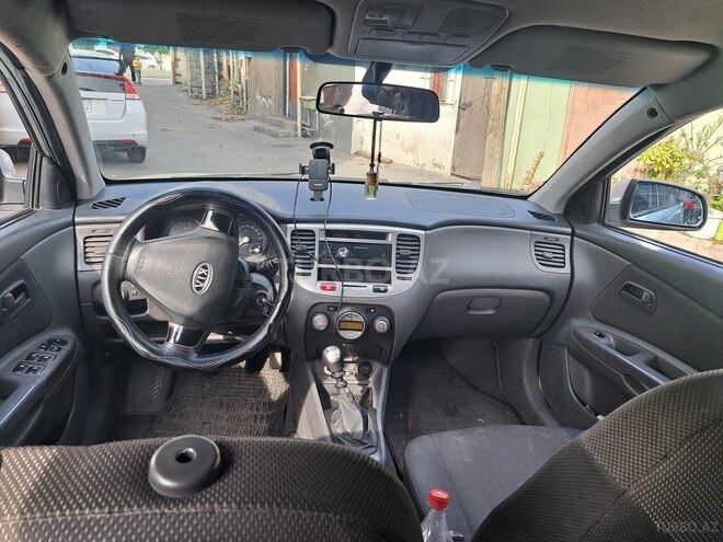 Kia Rio 2006, 328,246 km - 1.5 l - Quba