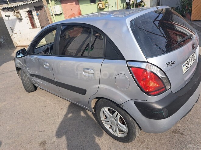 Kia Rio 2006, 328,246 km - 1.5 l - Quba