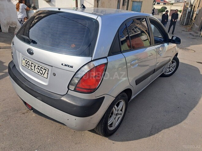 Kia Rio 2006, 328,246 km - 1.5 l - Quba