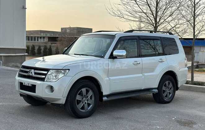 Mitsubishi Pajero 2008, 217,000 km - 3.2 л - Bakı