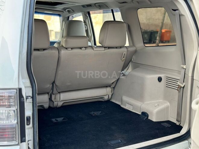 Mitsubishi Pajero 2008, 217,000 km - 3.2 л - Bakı