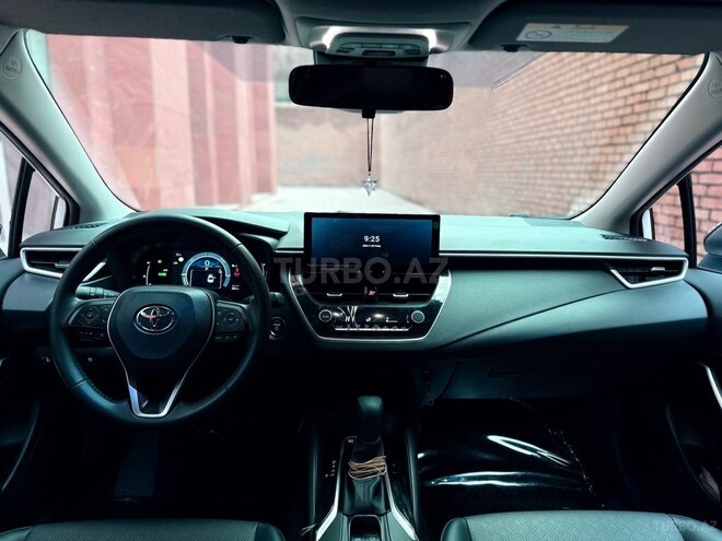 Toyota Corolla 2024, 18,000 km - 1.8 l - Bakı