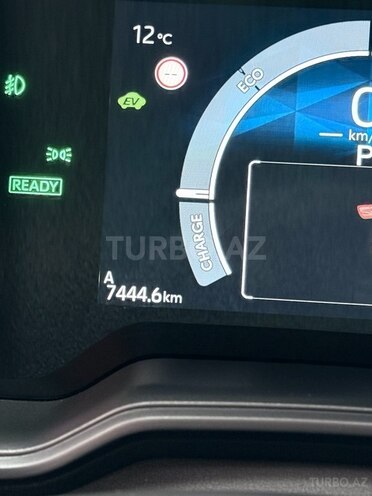 Toyota Corolla 2024, 18,000 km - 1.8 l - Bakı