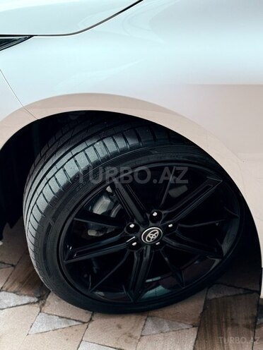 Toyota Corolla 2024, 18,000 km - 1.8 l - Bakı