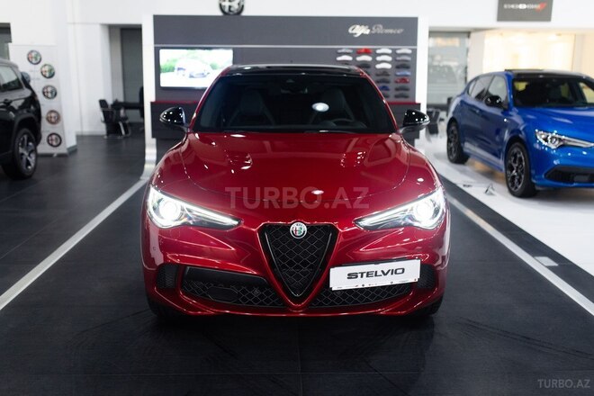 Alfa Romeo Stelvio-2