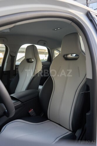 BYD Destroyer 05-17