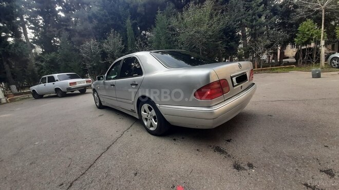 Mercedes E 230 1996, 389,756 km - 2.3 l - Bakı