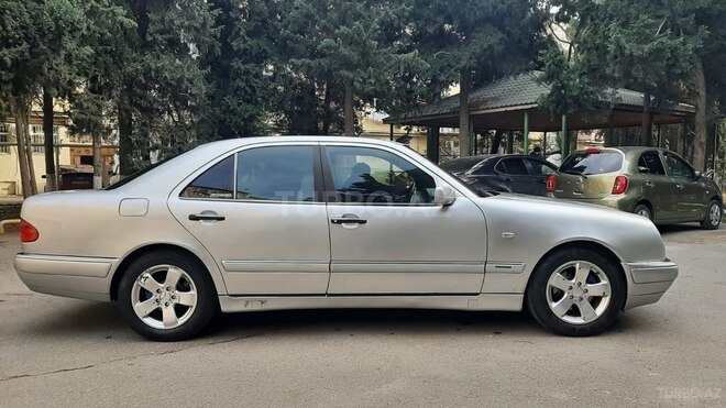 Mercedes E 230 1996, 389,756 km - 2.3 l - Bakı
