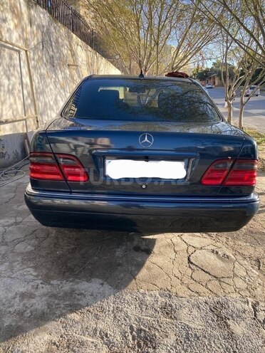 Mercedes E 230 1997, 350,000 km - 2.3 l - Bakı