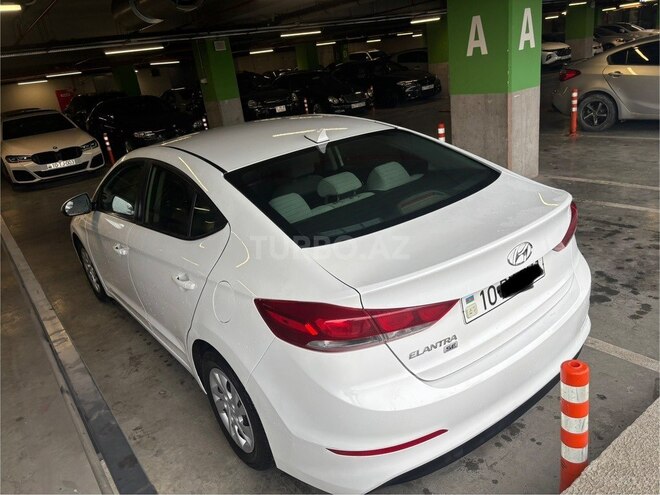Hyundai Elantra 2017, 234,642 km - 2.0 л - Bakı
